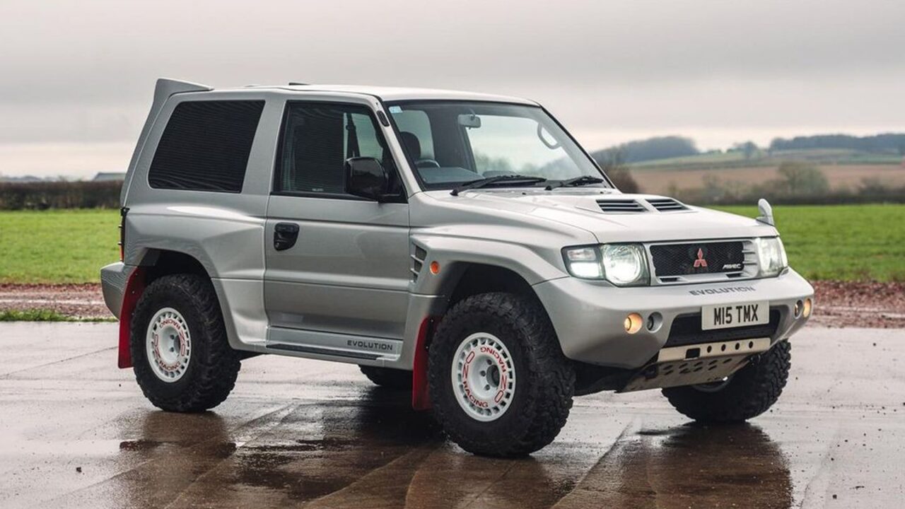 Mitsubishi Pajero Evo | PH Private Area