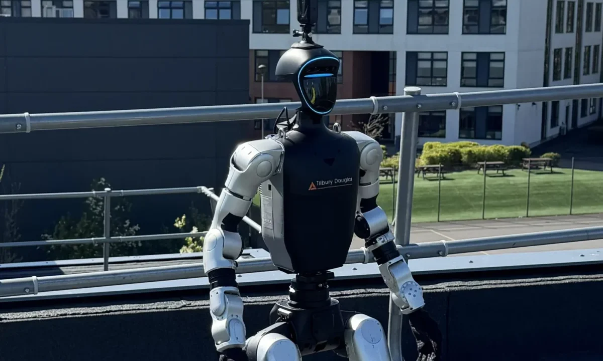 Tilbury Douglas deploys first humanoid robot on live construction site